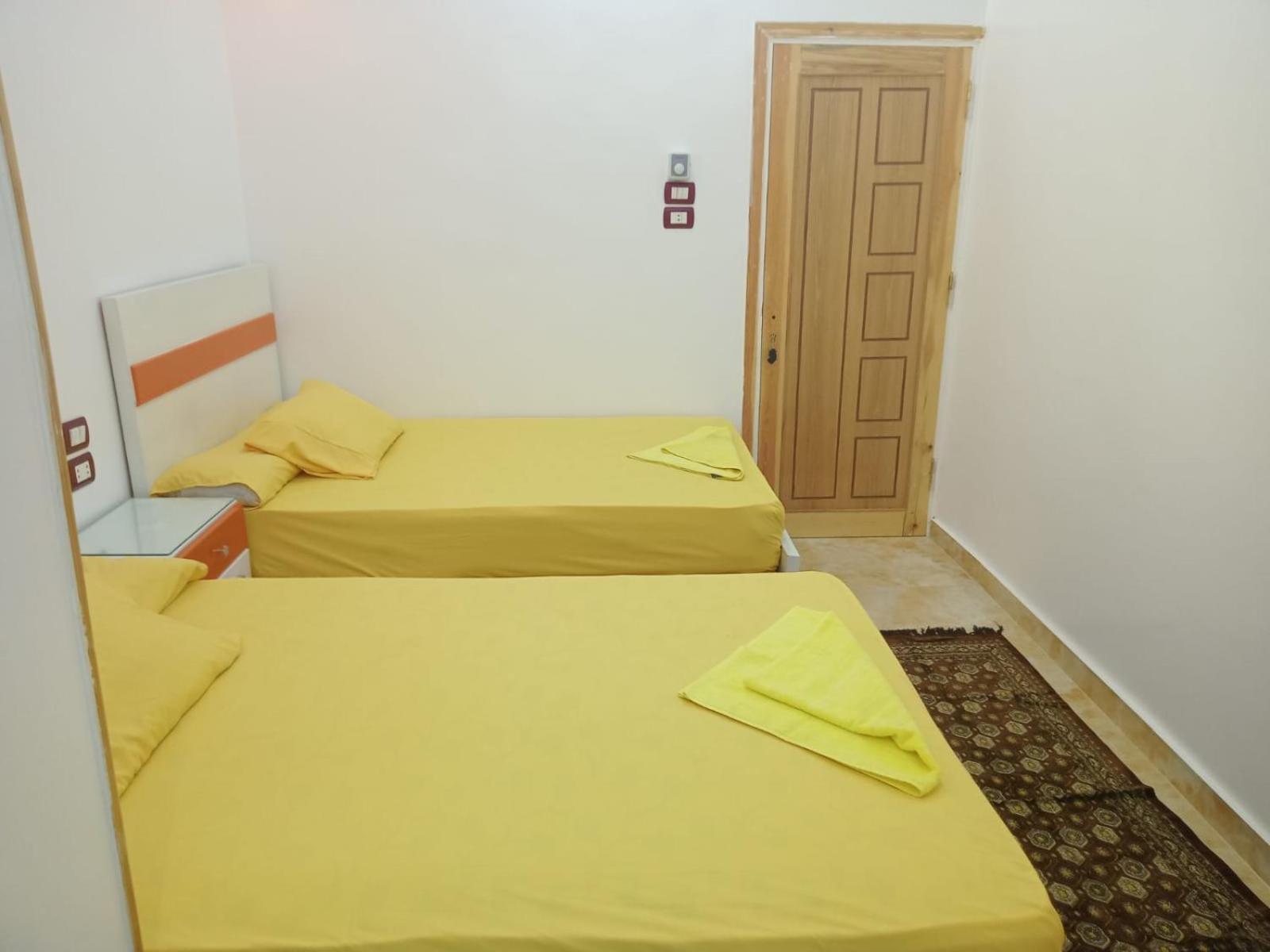 Mostafa Jamaica Guesthouse Асуан Стая снимка